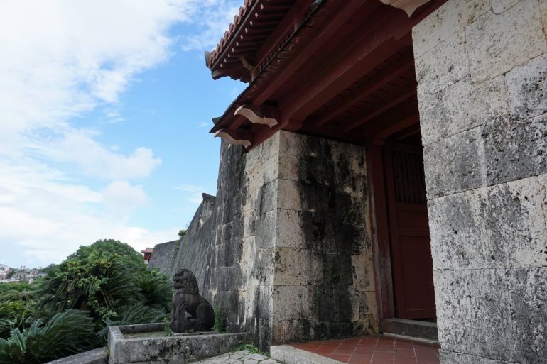 shuri castle gate